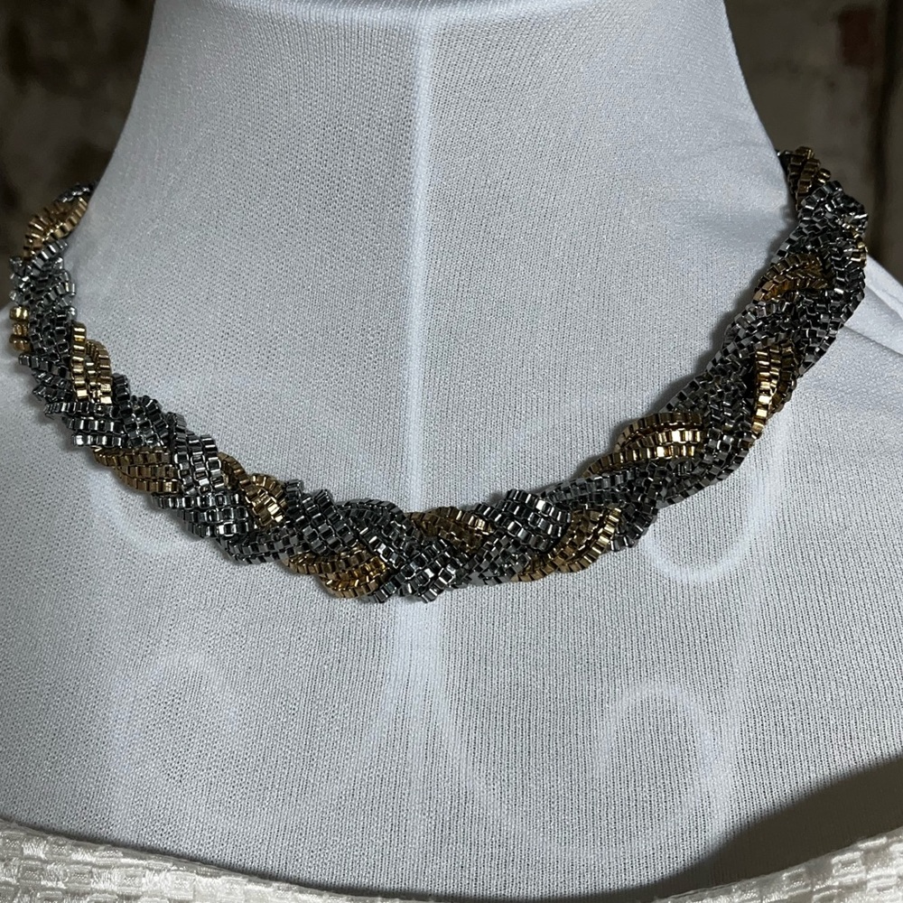 Elegant Tricolor Braided Necklace